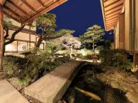 Yugawara Fuga - parking