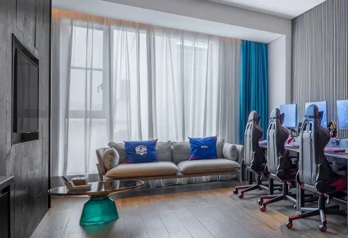 Jing'e | Tencent TiMi E-Sports Hotel (Taizhou College) - Esports