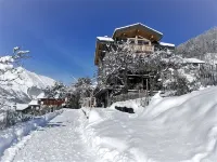 Appartement Chic Le Marmotton - Chalet Neuf - 4pers - Les 3 Vallées - Lit Cabane - 2-Star