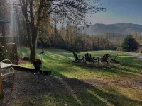 "Spoon Rest" - 30 Acres Nestled in the Nantahala National Forest - Hot Tub