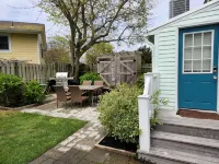 The Heart of Cape May on Historic Windsor Ave, 2 Blocks to Beach & Shopping! - 2-Star