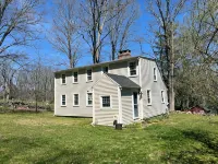 Charming, private 2-bedroom cottage on classic New England farm in Washington CT - 4-Star