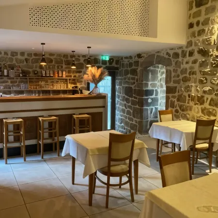 Aux Vieux Arceaux
