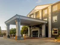 Spark by Hilton Lafayette - 2-Star