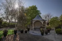 Castletroy Park Hotel Suites - Pools