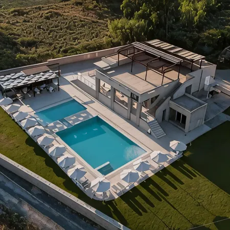 Niriides Luxury Villas