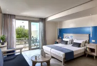 Castello Village Resort - Airport Shuttle
