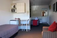 Marksman Motor Inn - breakfast