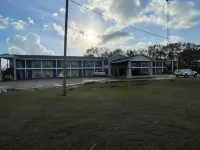 The Kinder Inn Hotels in Kinder