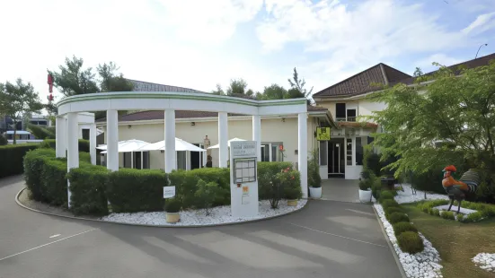 Logis Cottage Hotel