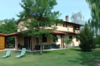 Agri Village Pavia Hoteles en Casarile