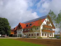 Hotel Straßhof Hotels in Reichertshausen
