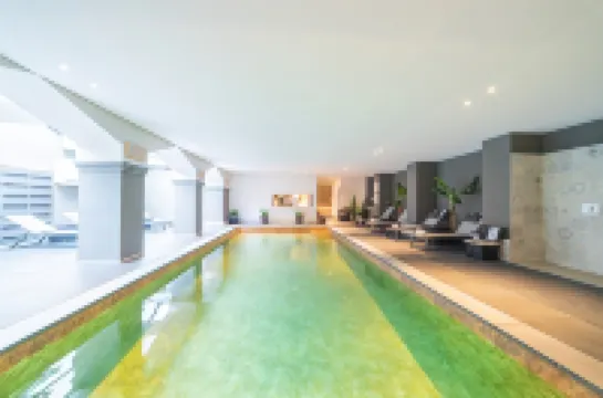 โรงแรมแกรนด์นอร์มานดี้ โดย CW Hotel Collection