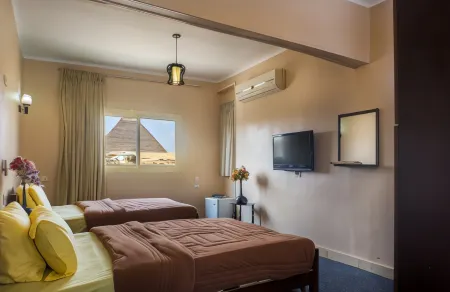 Pyramids View Inn