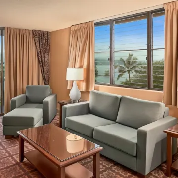 Hilo Hawaiian Hotel, Trademark Collection by Wyndham