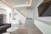 Koh Chang Luxury Pool Villas