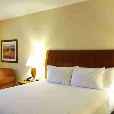 Hilton Garden Inn Atlanta East/Stonecrest Rooms