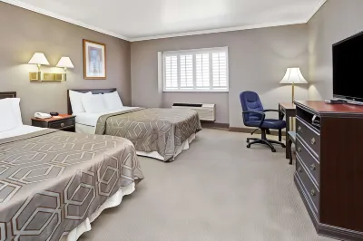Days Inn by Wyndham West Covina Hôtels à : Covina