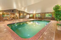 Comfort Inn & Suites Tualatin - Lake Oswego South Hotels in Wilsonville