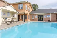Quality Inn & Suites Hotels in Lexington County
