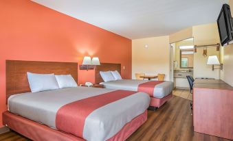 Rodeway Inn & Suites