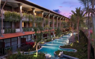 屋外プール バリダイナスティリゾートの写真