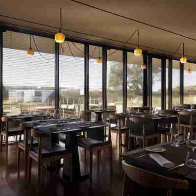 BOM Sucesso Resort Dining/Meeting Rooms