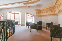 Terres de France - Appart'Hotel le Splendid Hotels in Allevard