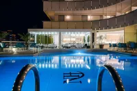 Waldorf Palace Hotel - Beach
