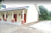 Zalfa Homestay Binjai Syariah Hotels near House of Representatives Building of Binjai City