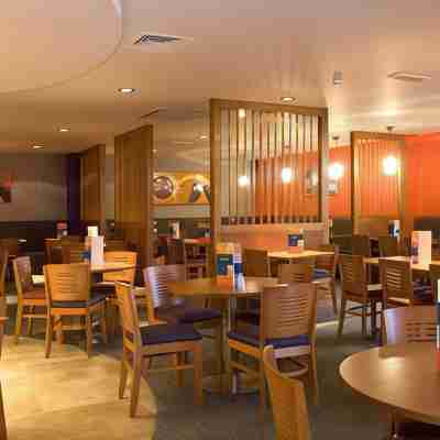 Premier Inn South Shields Port of Tyne Dining/Meeting Rooms