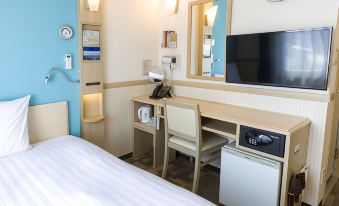 Toyoko Inn Osaka Kyobashi Sakuranomiya - Housity