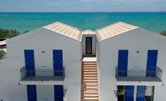 Dolce Mare 1 - Ground Floor with Garden