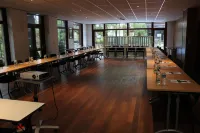 ENZO HOTELS METZ AMNEVILLE By KYRIAD DIRECT Hôtels à : Briey