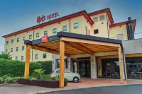 Ibis Como