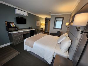 Newfound Inn & Suites