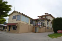 Lithgow Motor Inn Hotels in Vale of Clwydd