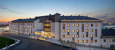 Hampton by Hilton Istanbul Arnavutkoy Hotels near İstanbul Airsoft