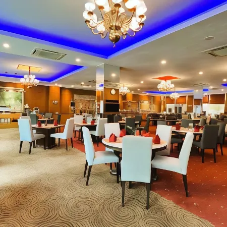 Bumi Senyiur Hotel