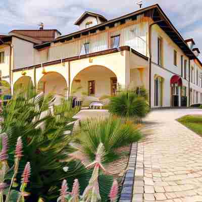 L'Aja Della Mirusina - Piedmont Resort Monferrato Langhe Hotel Exterior