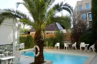 Adonis Arc Hotel Aix Hotels in Le Tholonet