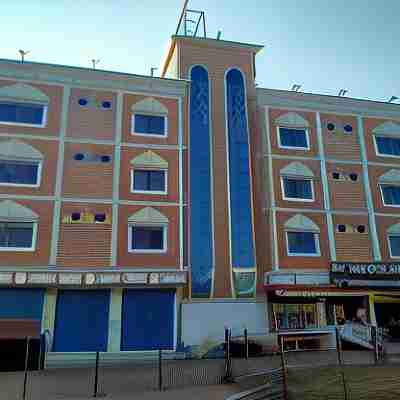 Sri Gnana Vedha Beach Residency Hotel Exterior