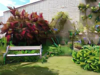 Rose Garden Bayeux Hotels in Commes