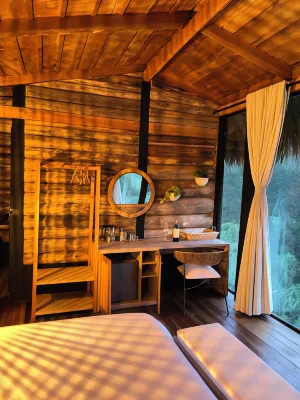 Eco Hotel Glamping El SIlencio Hoteles cerca de Café de Leo