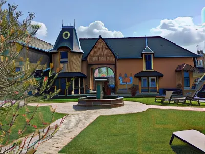 Hotel et Spa le Lion d'Or Hotels in Saint-Andre-d'Hebertot