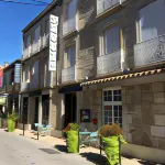 Hôtel Saint Louis Các khách sạn gần Salin d'Aigues-Mortes