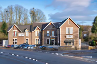 The Woodside Hotels near Dunblane Cathedral