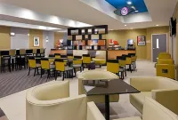 Holiday Inn Express & Suites BATAVIA - DARIEN LAKE by IHG - Morgenmad