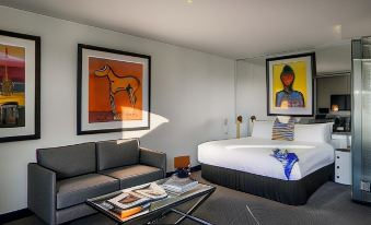 The Cullen Melbourne - Art Series