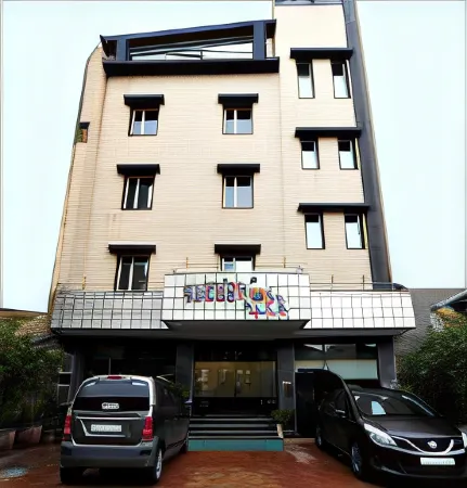 Hotel Kingston Park Near Ganga Ram Hospital - Free Parking